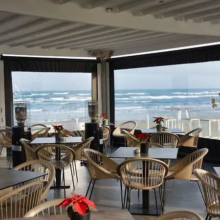Appartamento Sea N Salt Lake View Larnaca
